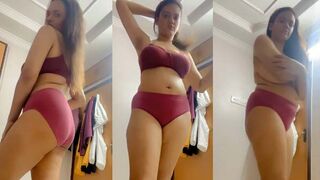 Indian Sexy Girl Muskan Ki Sexy Selfie New Video MMS