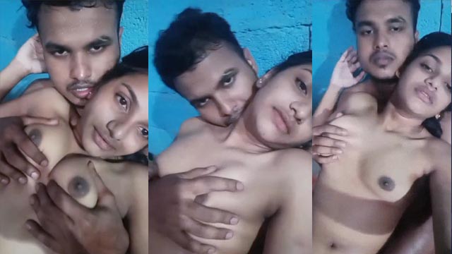 Horny Housewife Bhabhi Gets Fucked By Lover