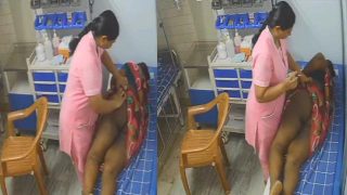 Tamil Aunty Nude Clinic Room – Clear View Cam Captured